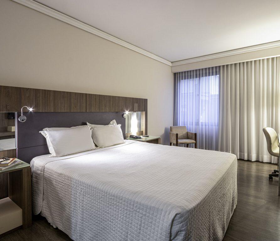 Quarto Superior Single - Grand Mercure Curitiba Rayon