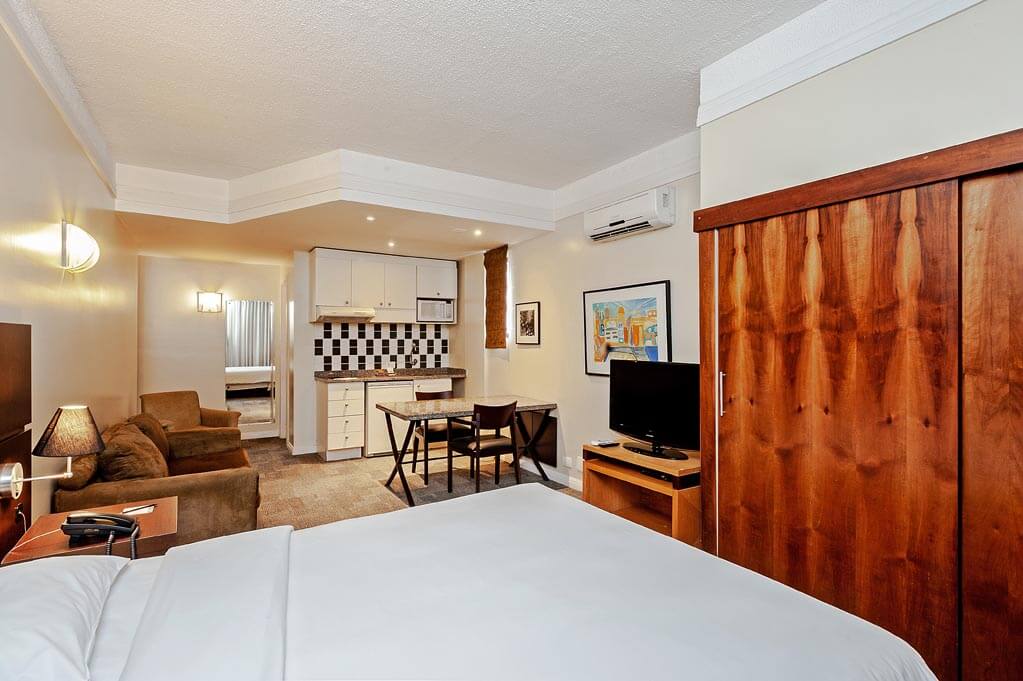 Luxo Casal – Slaviero Essential Curitiba Shopping