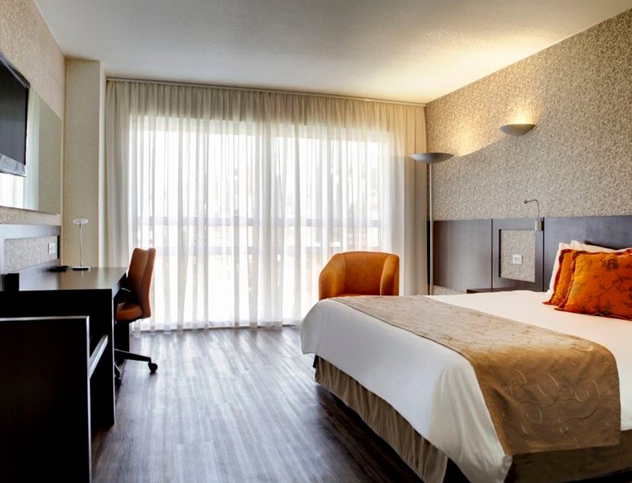 Suíte Luxo Duplo Solteiro – Quality Hotel Curitiba