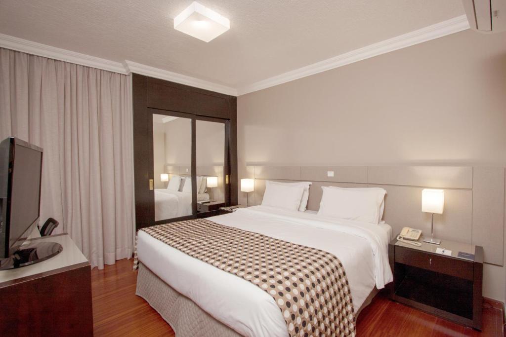 Apartamento Duplo Casal Standard – Mabu Curitiba Business