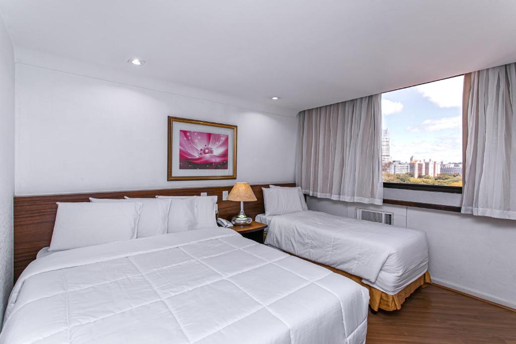 Quarto Quádruplo – Hotel Dan Inn