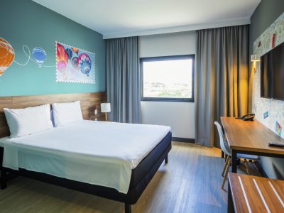https://all.accor.com/B0V0