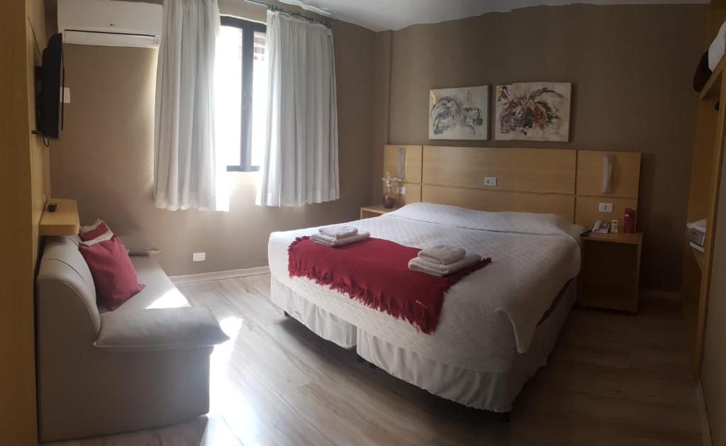 Suíte Standard Single – San Juan Executive Curitiba