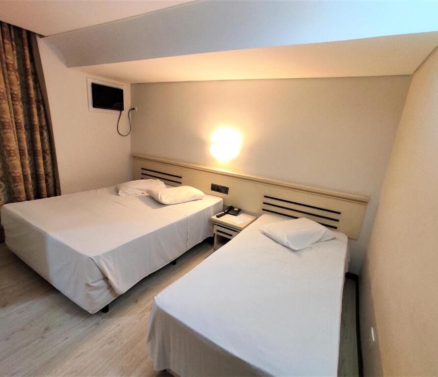 Standard Triplo - Granville Hotel