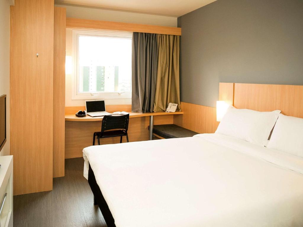 Suíte Standard Single – Ibis Cascavel