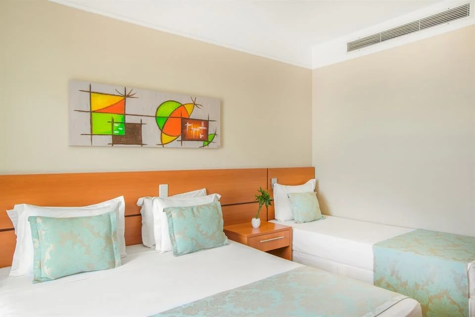 Apartamento Luxo Duplo Casal – Oceania Park Hotel