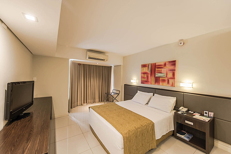 Suíte Luxo Casal – Rafain Palace Hotel