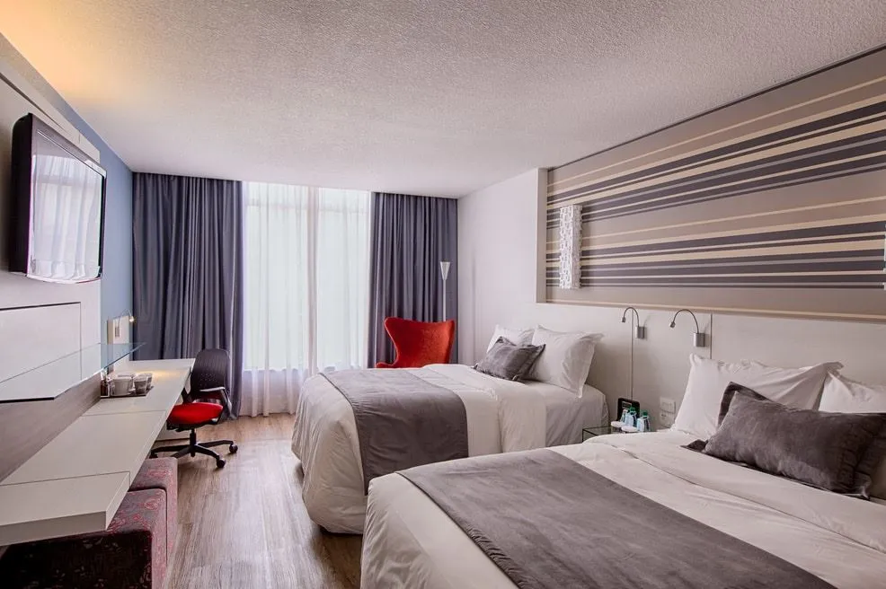 Apartamento Superior Duplo Solteiro – Radisson Hotel Curitiba